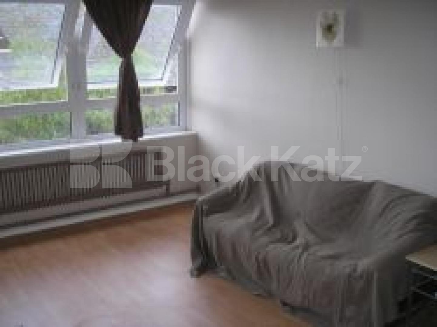 			Studio Apartment, 1 bath, 1 reception Flat			 Malden Road, CHALK FARM / KENTISH TOWN NW5